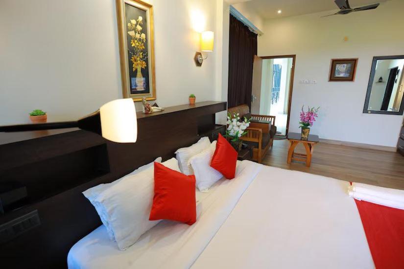 Paddyfield Inn Mananthavady Eksteriør bilde